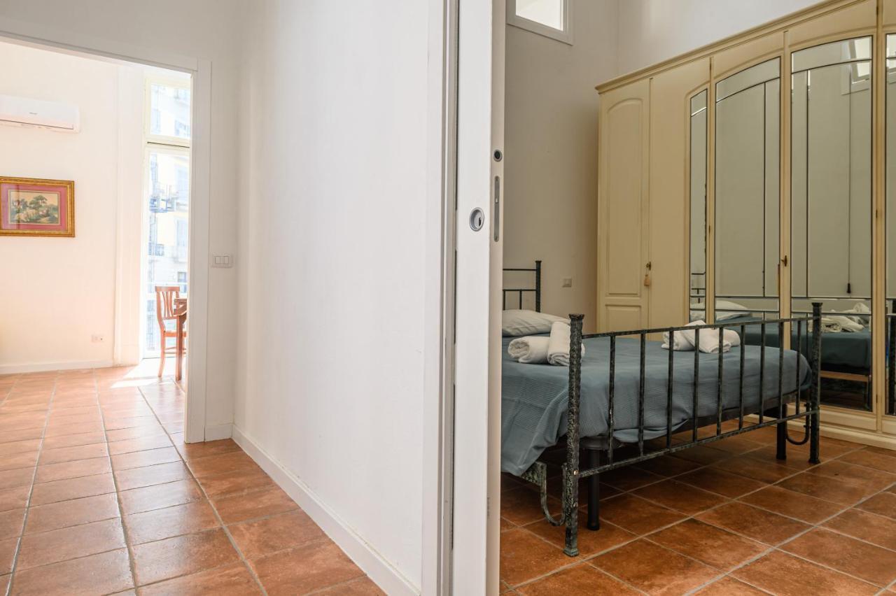 Piazza Portanova Appartement