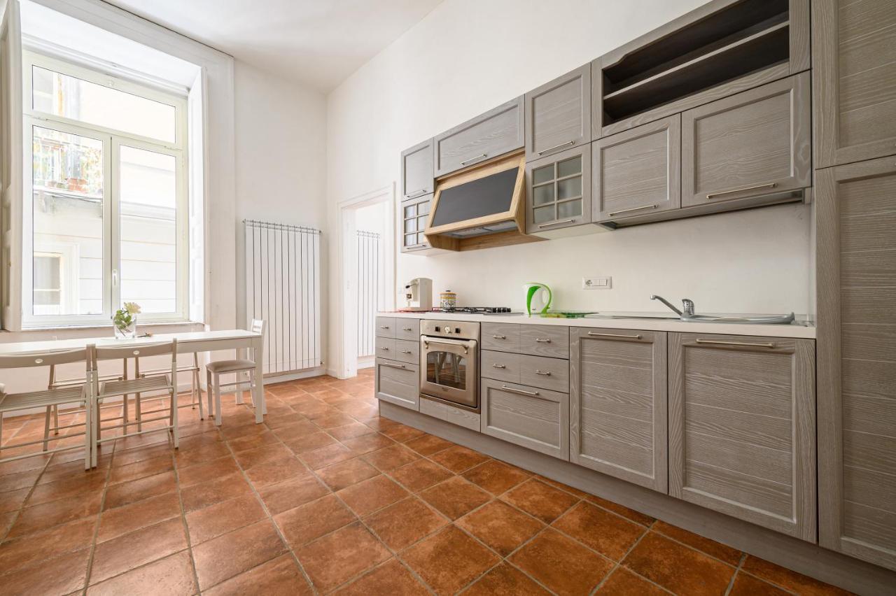 Piazza Portanova Appartement Naples